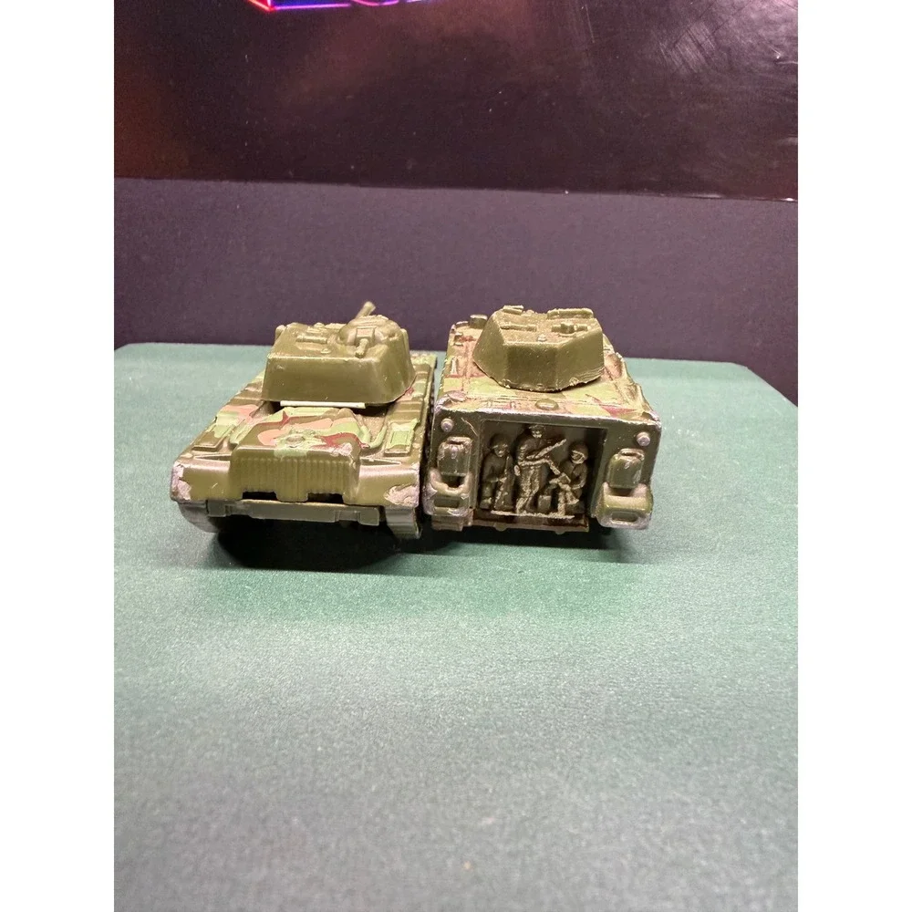Vintage Hot Wheels Military Tank Set 1974 Gun Bucket 1983 Battle Tank Camo